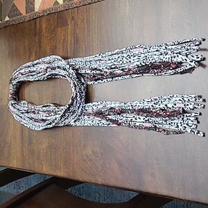 Stylish Black and White Women's Scarf